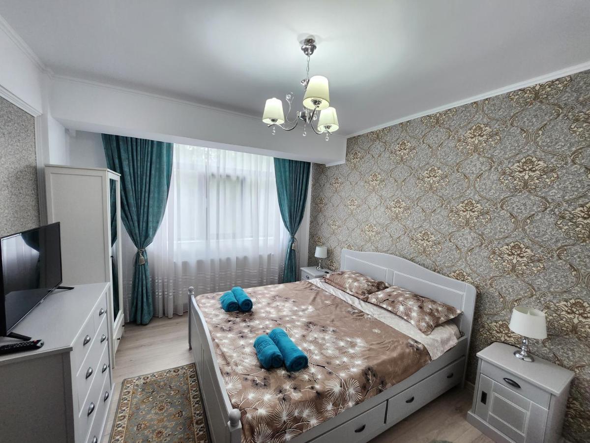 Boutique City Retreats Apartments Iasi Exteriör bild