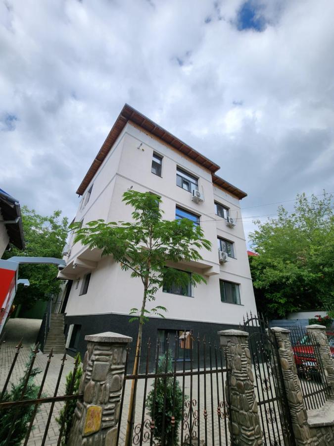 Boutique City Retreats Apartments Iasi Exteriör bild